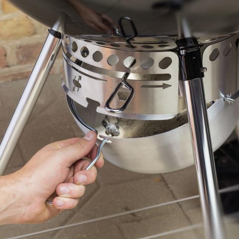 Weber Original Kettle Premium Charcoal Grill, 22-Inch, Black